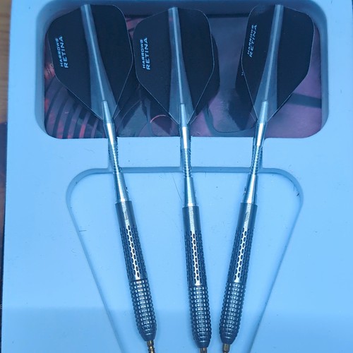 Job lot darts - job, of