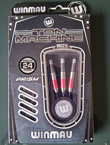 Lightly used 24g winmau ton - used,