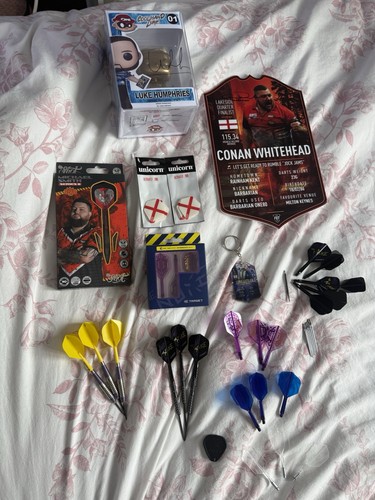 Darts job lot - darts,