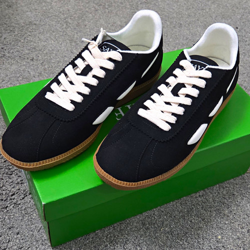 Brand new box - brand, modelo
