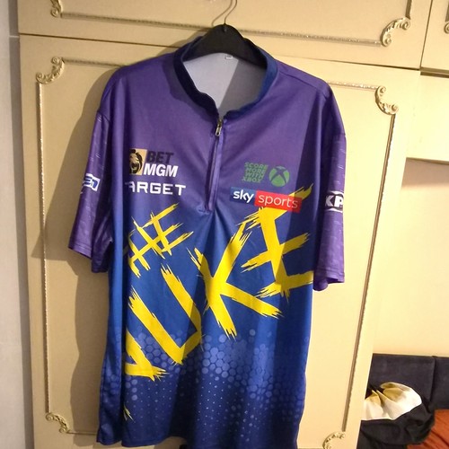 Luke littler darts short - littler,