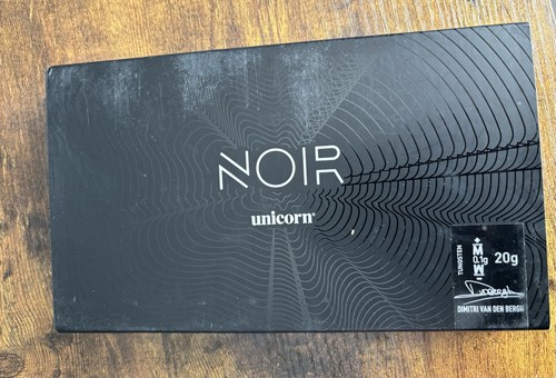 Unicorn noir darts set 22g - darts,